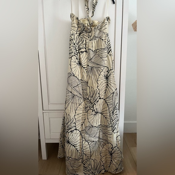 DISSH (EUC) | Malta Halter Linen Knot Dress Palm Leaf Maxi Dress - Picture 8 of 11